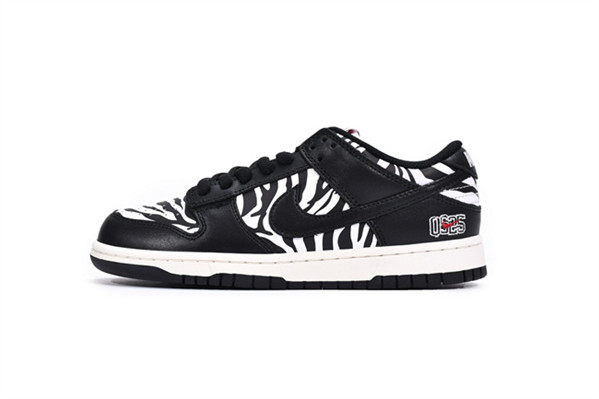 Men's Dunk Low SB Zebra Shoes DM3510-001 174